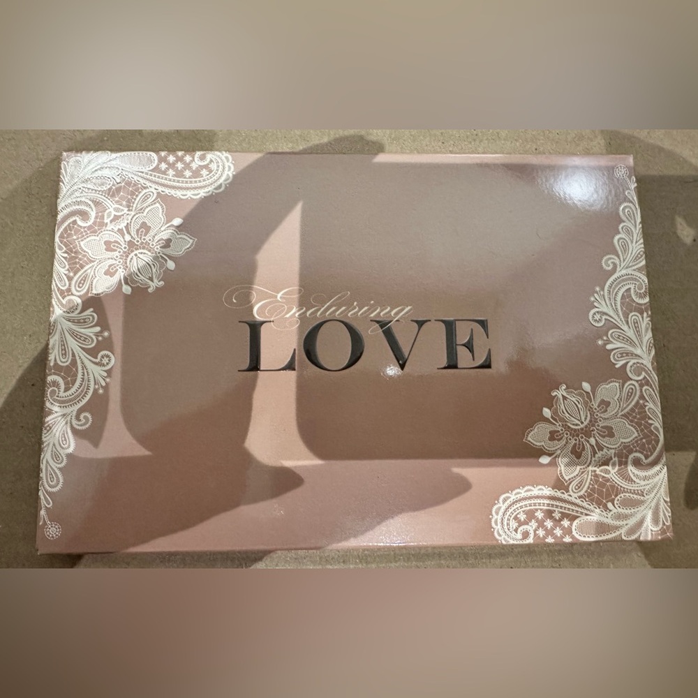 Sydney Grace Enduring Love Palette BNIB